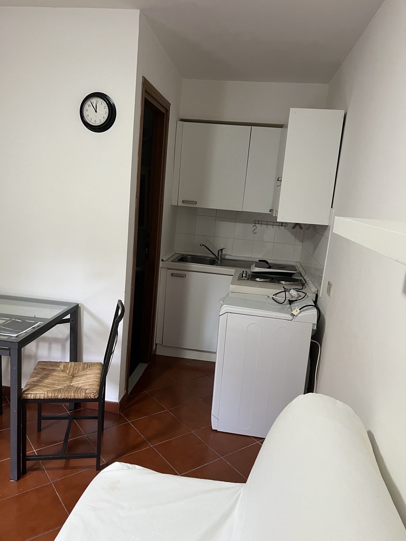 MONOLOCALE IN LOCAZIONE ROMA
